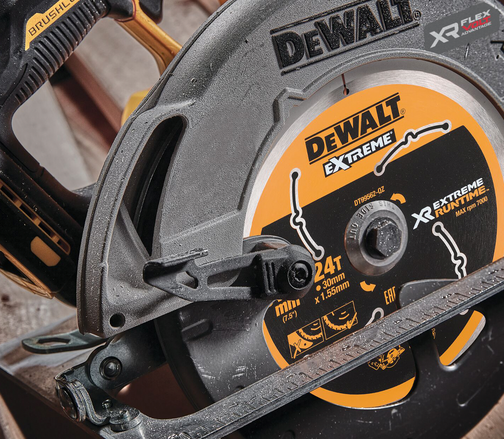 Fierăstrău circular cu acumulator (fără baterii) DEWALT DCS573NT 190mm 54V photo 5