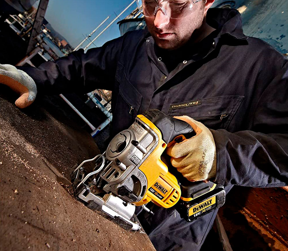 Fierăstrău pendular cu acumulator (fără baterii) DEWALT DCS331N-XJ 18V photo 2