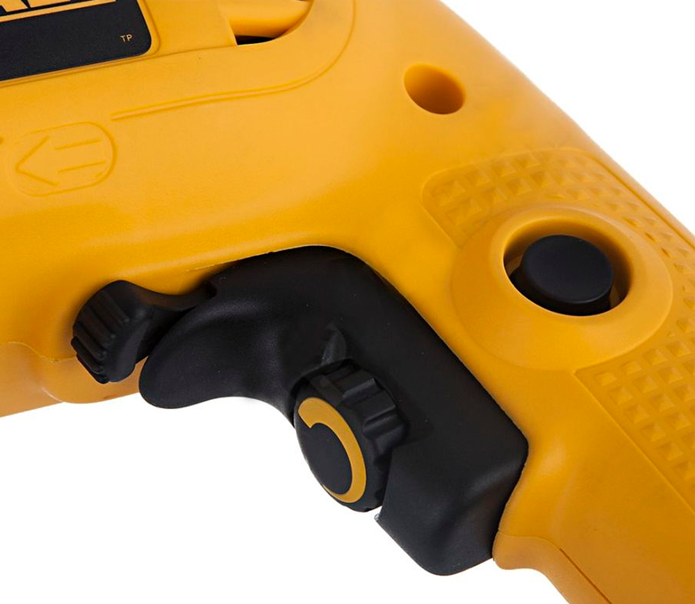 Дрель DEWALT DWD014S 550вт photo 2