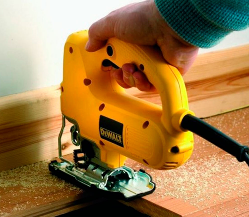 Fierăstrău pendular DEWALT DWE349 600w photo 5