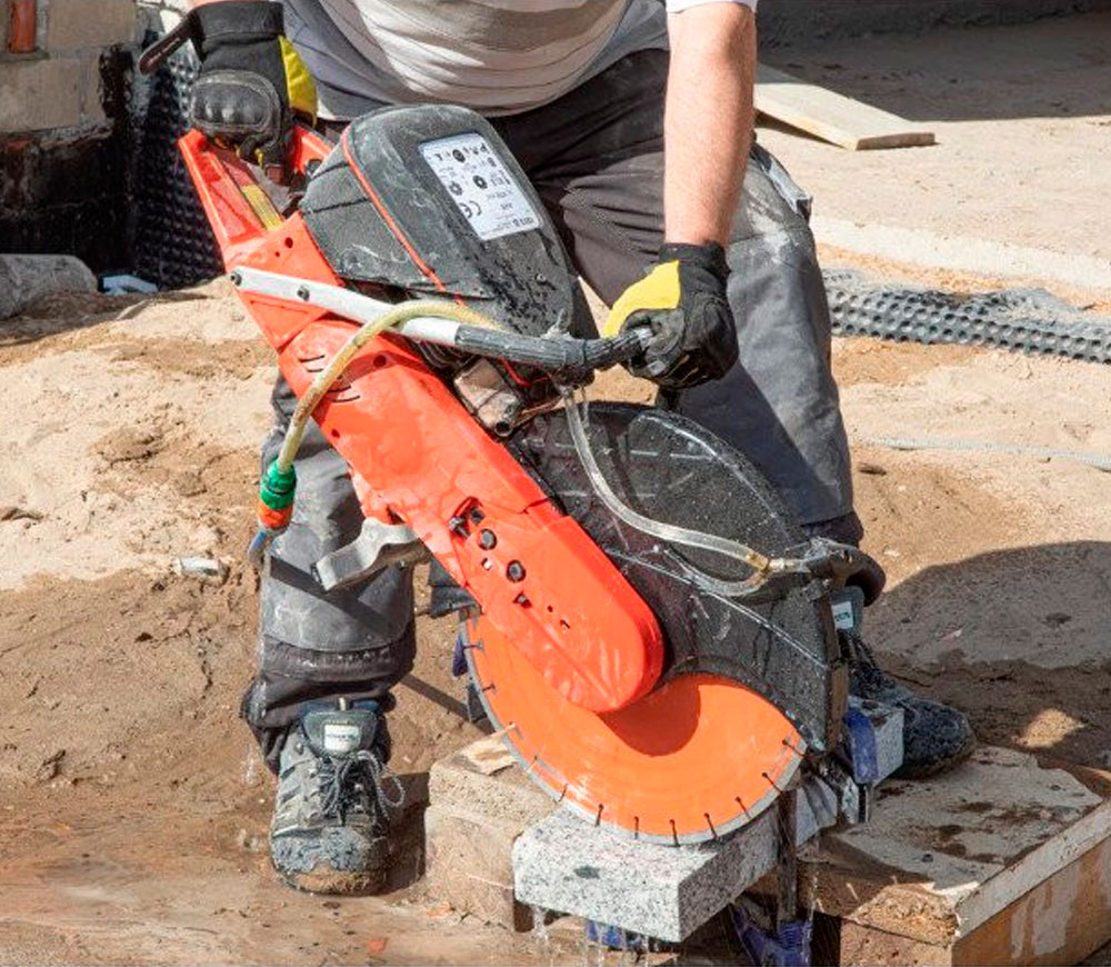 Mașină de tăiat beton cu benzină YATO YT84820 400mm 93.6cm3 photo 1