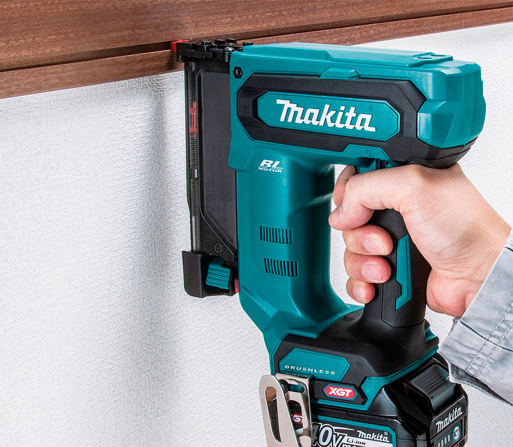 Capsator cu acumulator (fără baterii) MAKITA PT001GZ  40V photo 6