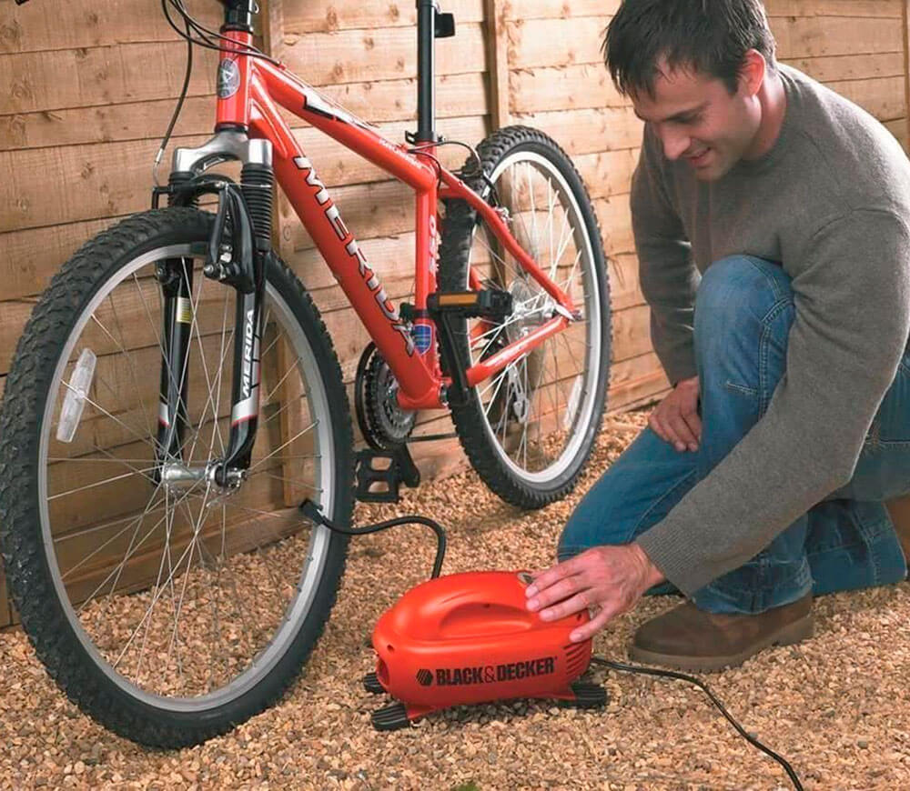 Compresor auto BLACK&DECKER ASI200 100w 8.3bar 10l/min photo 3