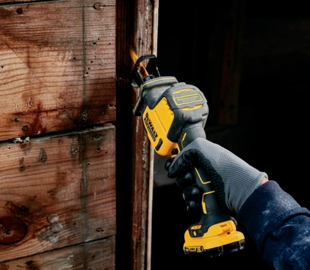 Fierăstrău sabie cu acumulator (fără baterii) DEWALT DCS312NT 12V photo 4