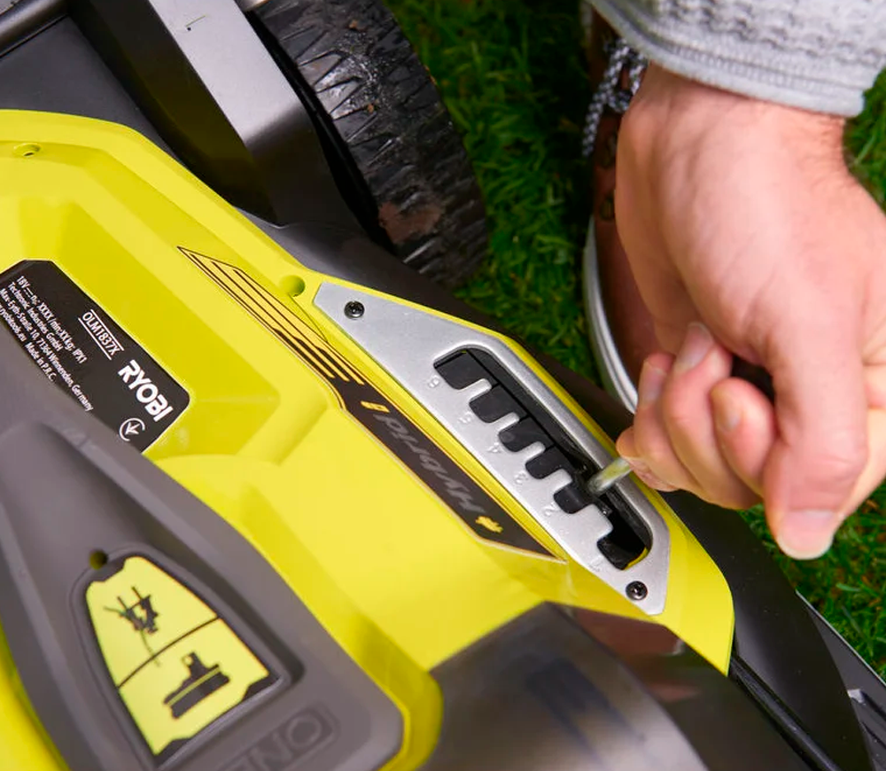 Mașină de tuns gazonul hybrid acumulator+rețea RYOBI RY18LMH37A-250 370mm 18V 5Ah photo 1