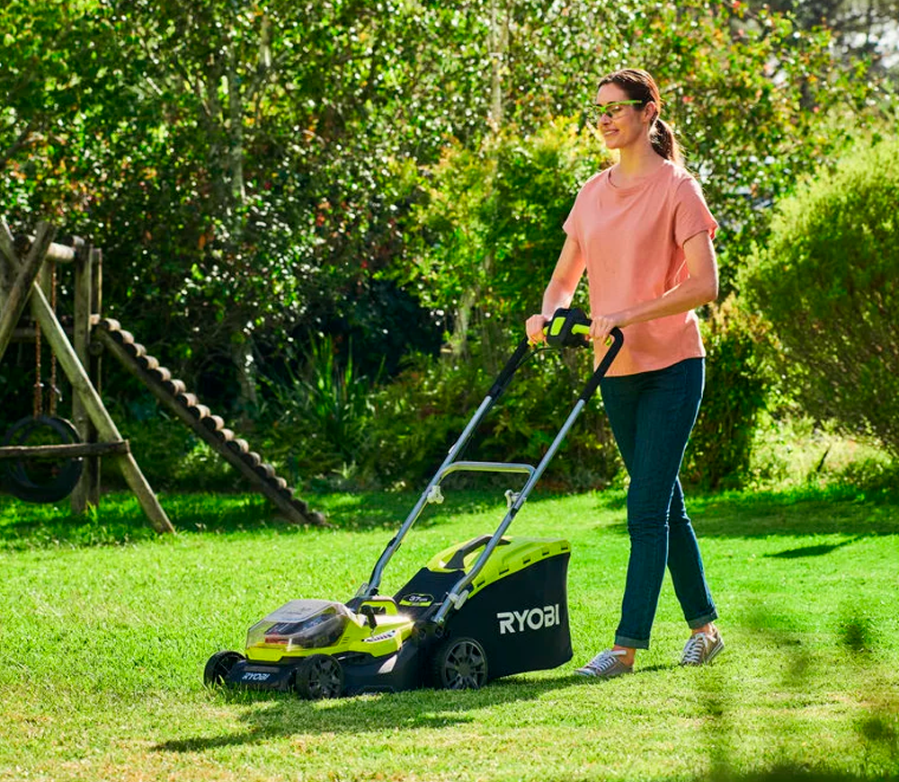 Mașină de tuns gazonul hybrid acumulator+rețea RYOBI RY18LMH37A-250 370mm 18V 5Ah photo 3