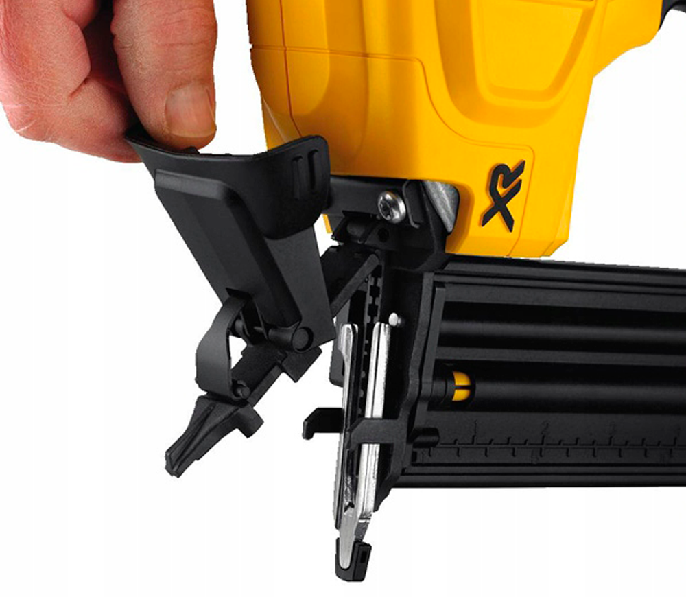Capsator cu acumulator DEWALT DCN680D2-QW 240bat/min 18V 2Ah photo 0