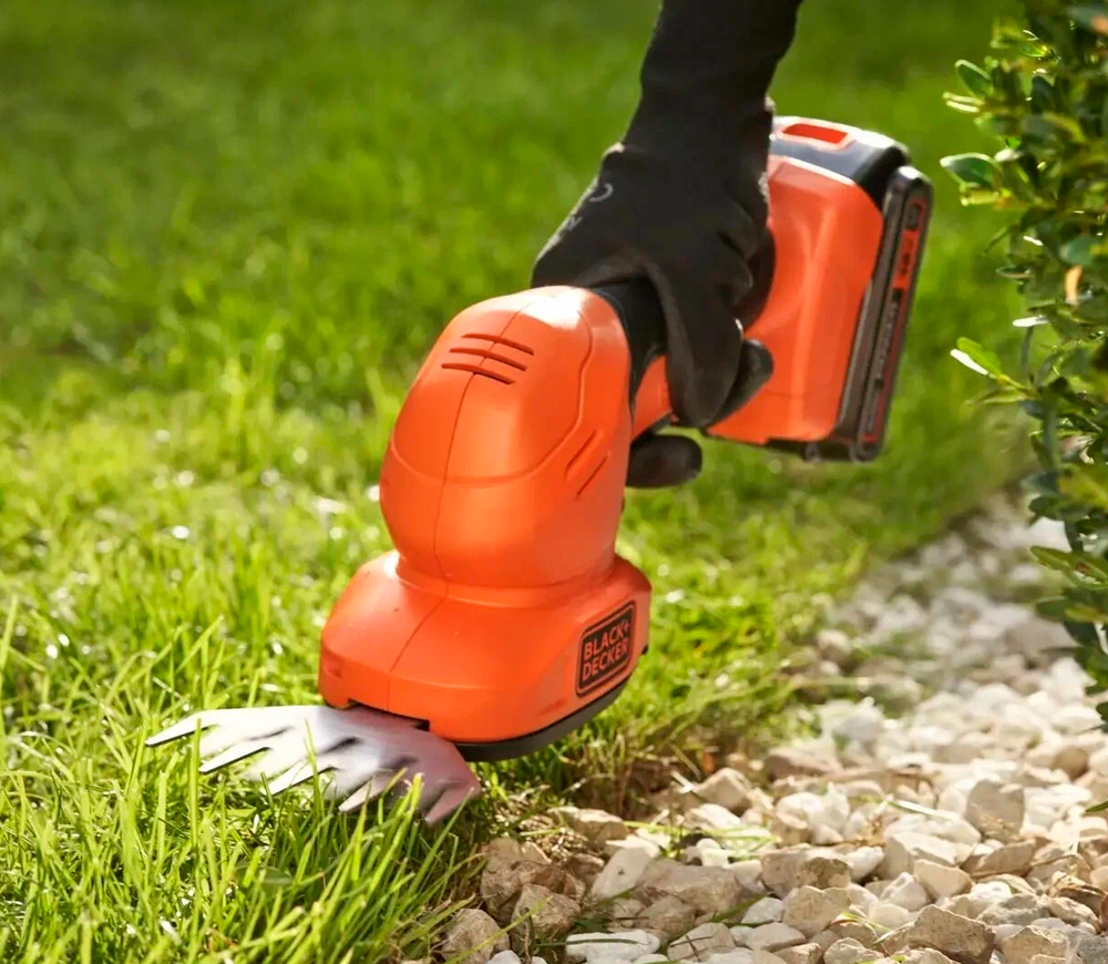 Trimmer gard viu cu acumulator BLACK&DECKER BCSS18D1 200mm 18V 2Ah photo 4