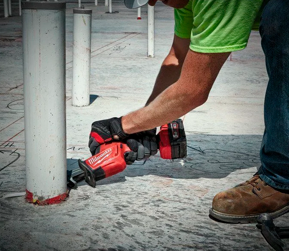 Fierăstrău sabie cu acumulator (fără bat) MILWAUKEE M18 FHZ-0X 18V photo 3