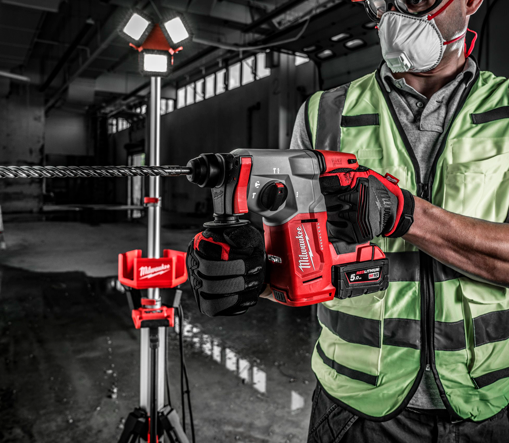 Ciocan rotopercutor cu acumulator (fără bat) MILWAUKEE M18 BLH-0  2.3J 18V photo 1