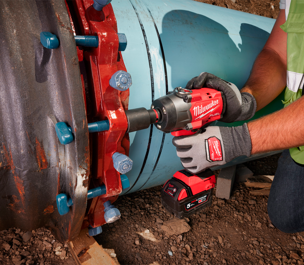 Mașină de înșurubat cu impact cu acumulator (fără bat) MILWAUKEE M18 FHIW2P12-0X 1491Nm photo 2