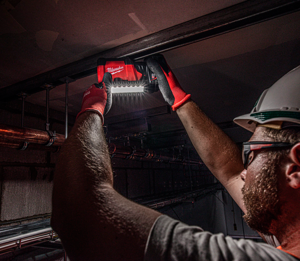 Lanternă construcții cu acumulator (fără bat) MILWAUKEE M12 PAL-0 250/700lm 12V photo 3