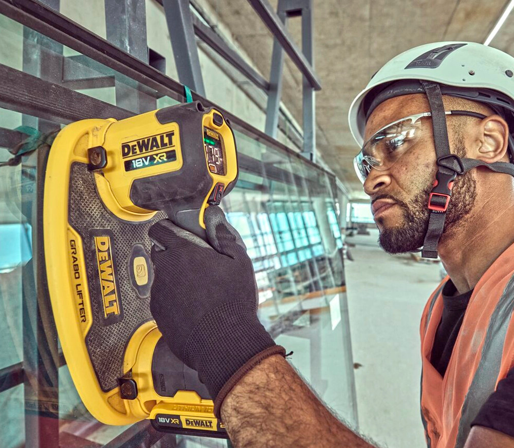 Ventuză cu vid cu acumulator (fără bat) DEWALT DCE590N-XJ 120kg 18V photo 7