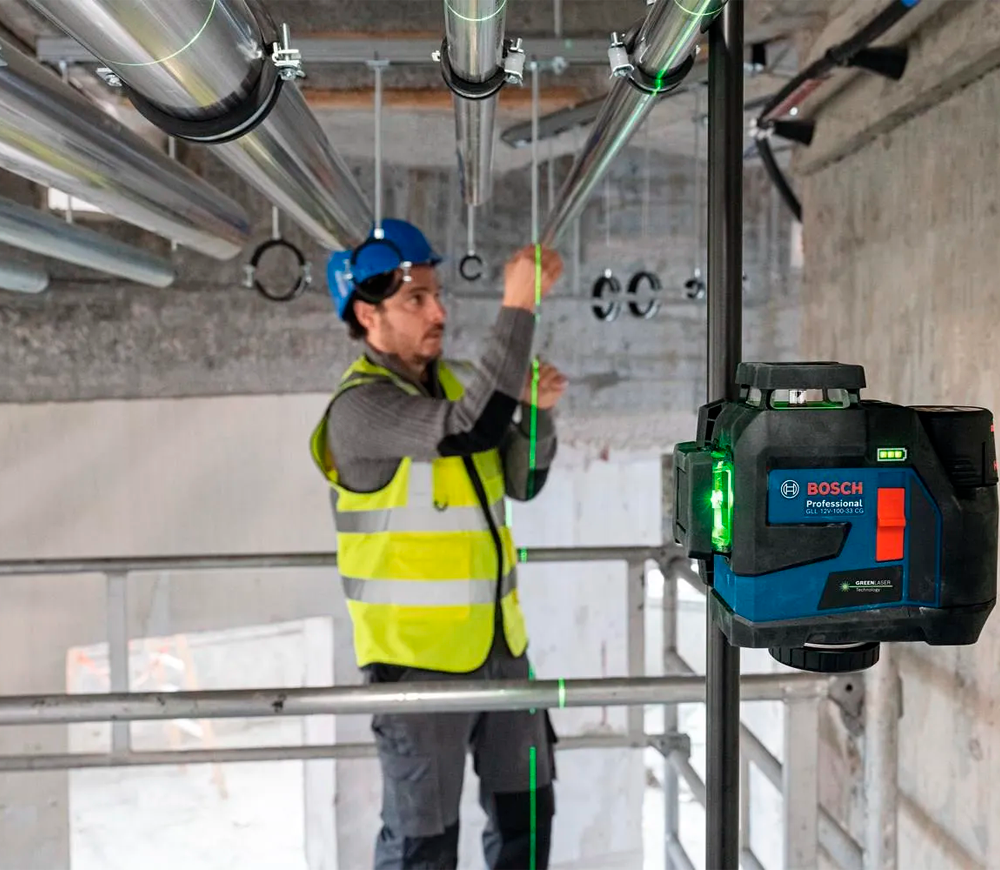 Лазерный уровень BOSCH GLL 12V-100-33 CG 3луча 30m photo 5