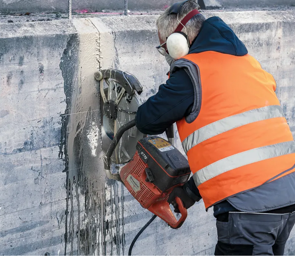 Алмазный отрезной диск BOSCH Best for Concrete 350мм Сегментированный Бетон/Камень/Кирпич photo 1