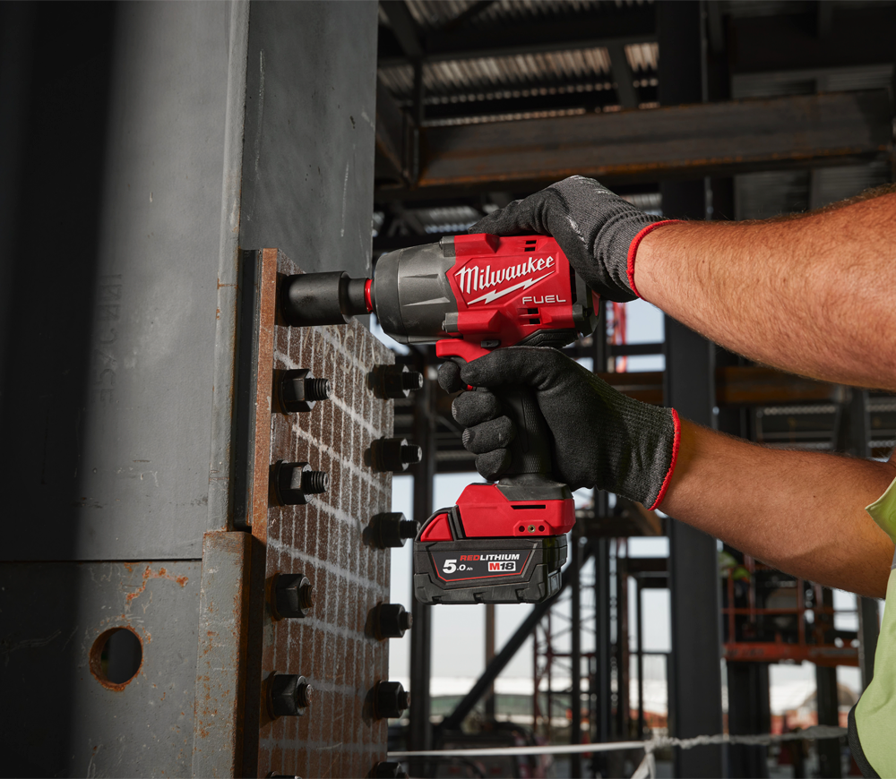 Mașină de înșurubat cu impact cu acumulator MILWAUKEE M18 FHIWF2F12MC-502X 18V 5Ah 2034Nm photo 5