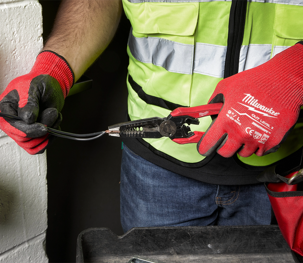 Clești pentru îndepărtare izolație MILWAUKEE 7 in 1 Combination Plier photo 0