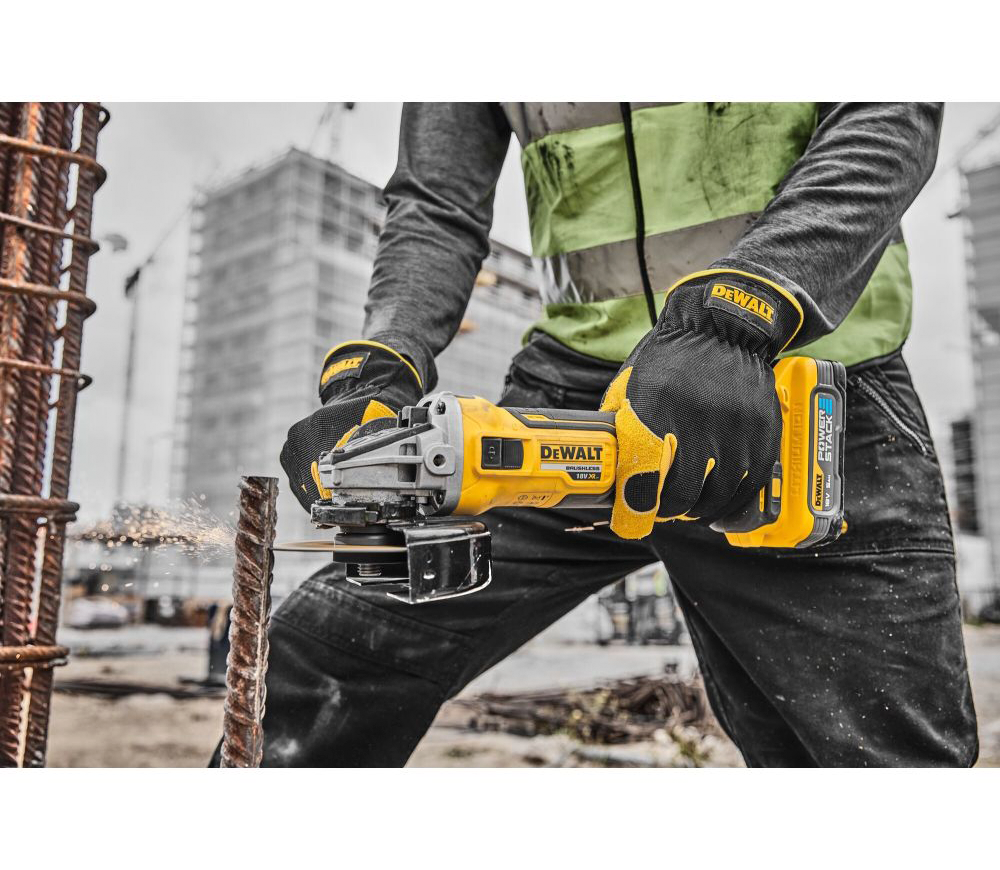 Набор аккумуляторных инструментов DEWALT DCK422P3T-QW photo 6