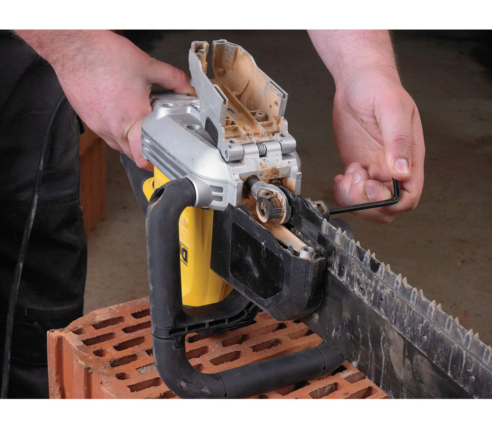 Ferăstrău aligator DEWALT DWE398-QS 1700w photo 2
