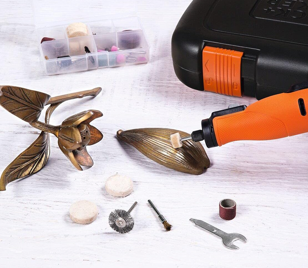 Polizor drept fără fir BLACK&DECKER BCRT8IK  7.2V 1.5Ah photo 4