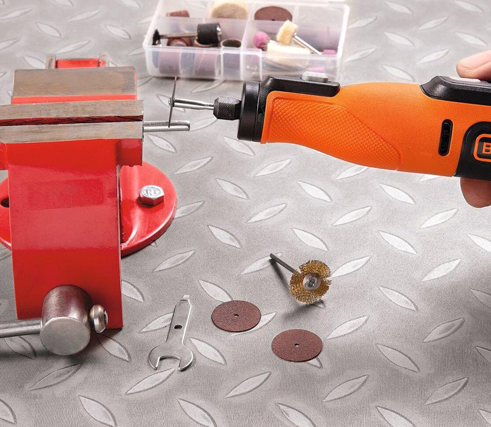 Polizor drept fără fir BLACK&DECKER BCRT8IK  7.2V 1.5Ah photo 6
