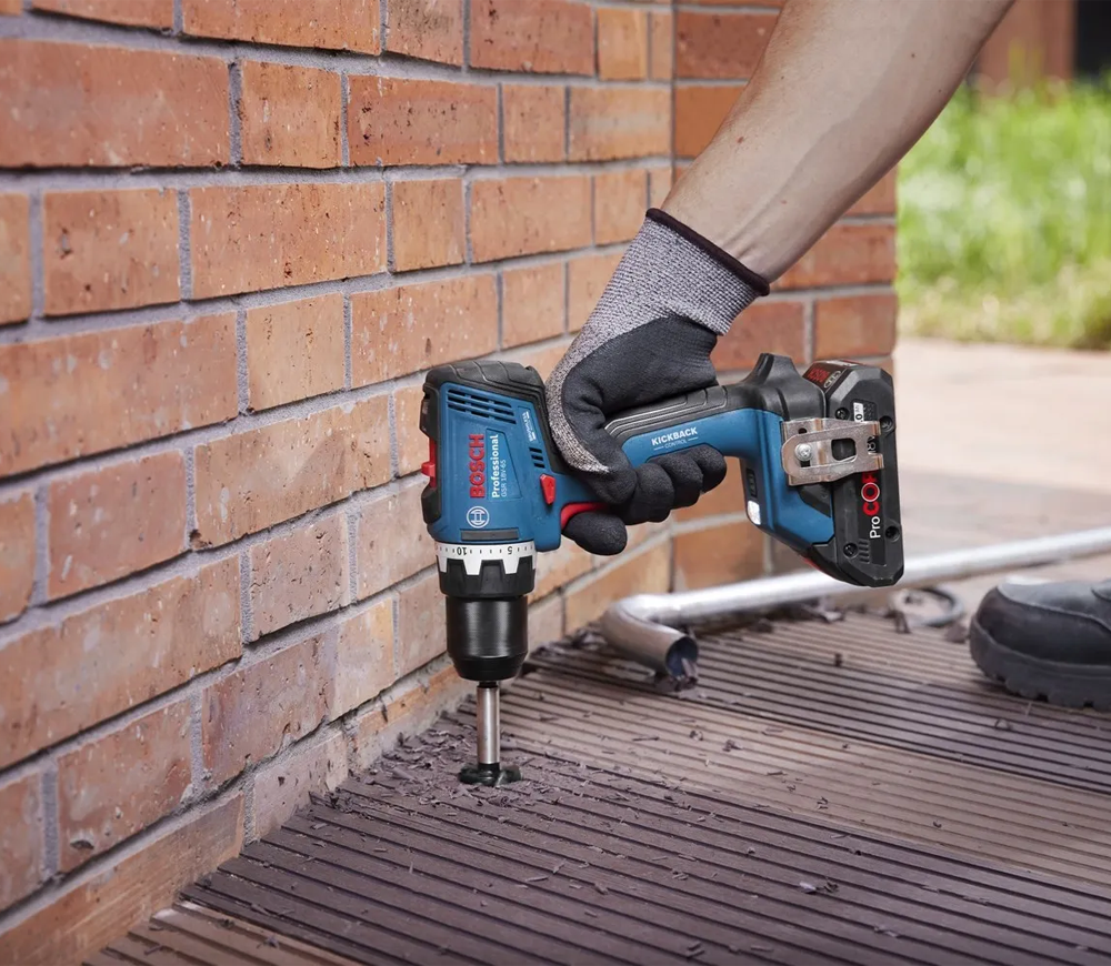 Mașină de înșurubat cu percuție cu acum. BOSCH PRO GSB 18V-65 18V 2Ah photo 1