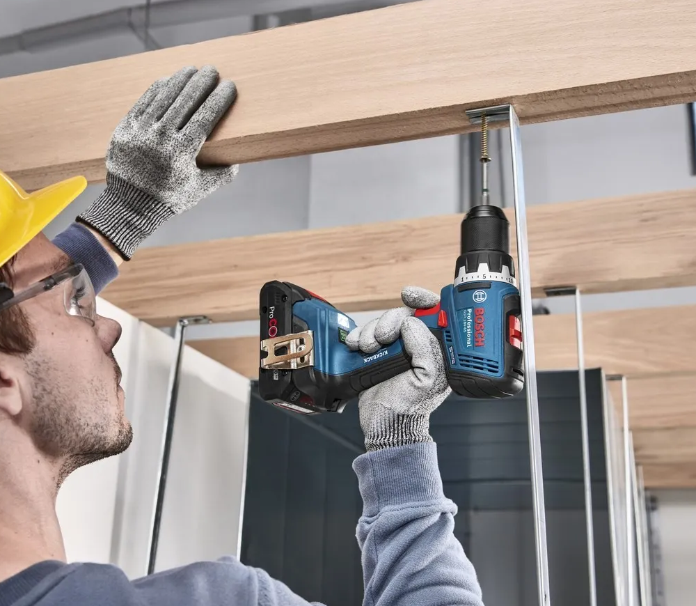 Mașină de înșurubat cu percuție cu acum. BOSCH PRO GSB 18V-65 18V 2Ah photo 3