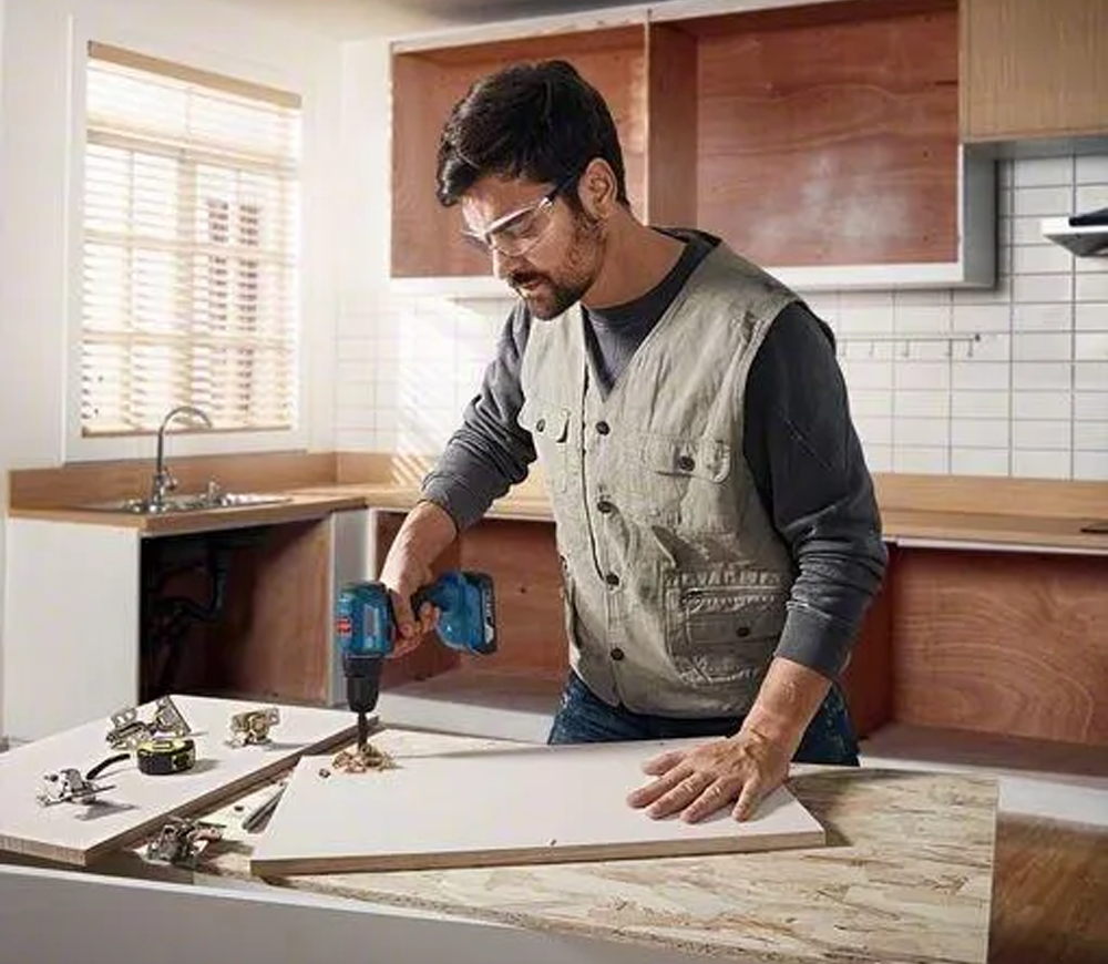 Mașină de înșurubat cu acumulator BOSCH PRO GSR 185-LI 18V 4Ah photo 3