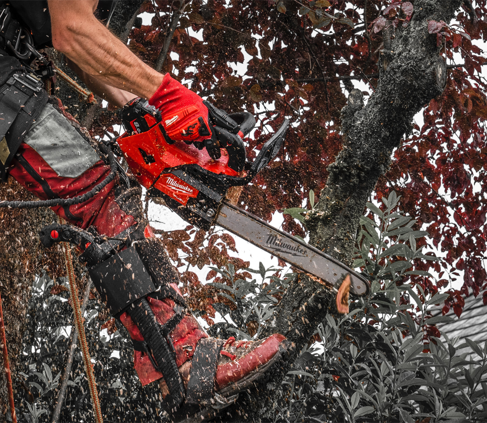 Цепная пила аккумуляторная MILWAUKEE M18 FTHCHS30-0 300мм 18В photo 8
