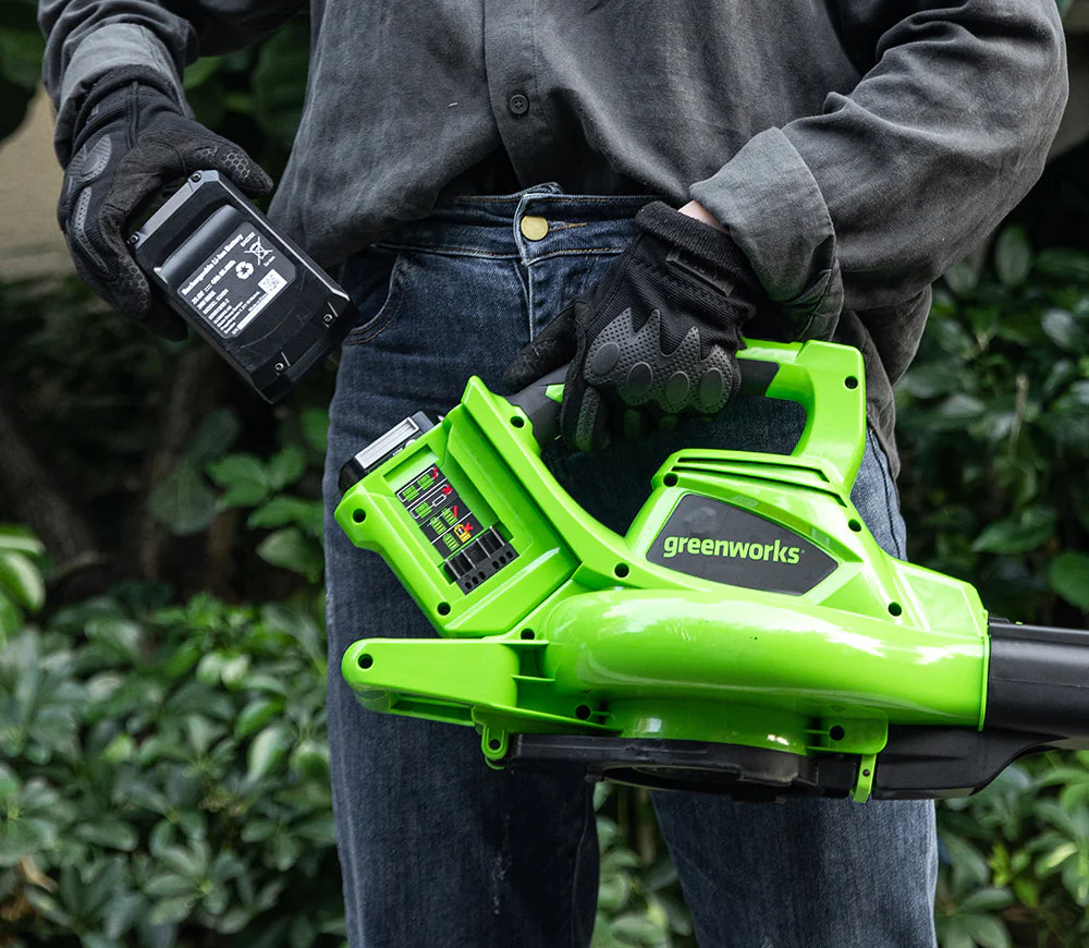 Suflantă cu acumulator Greenworks GD24X2BVK4X 9000l/min 2x24V 4Ah photo 5