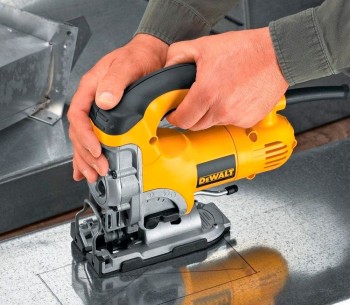 Fierăstrău pendular DEWALT DW331KT 701w photo 8