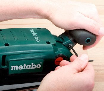 Mașină de șlefuit cu bandă METABO BAE 75 1010w 75 mm photo 10