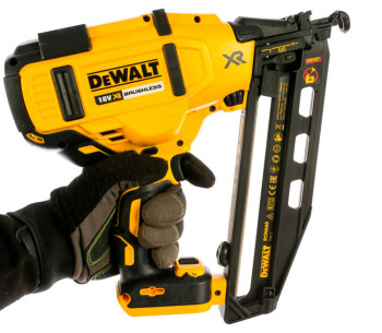 Pistol de bătut cuie cu acumulator DEWALT DCN660D2 18V 2Ah photo 2