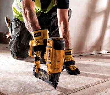 Pistol de bătut cuie cu acumulator (fără baterii) DEWALT DCN680N-XJ 18V photo 7