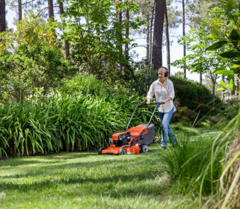 Mașină de tuns gazonul cu benzină Husqvarna LC347V 470mm 3.26cp photo 7