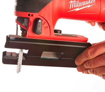 Fierăstrău pendular MILWAUKEE JS120X 710w photo 1