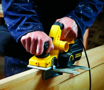 Rindea electrică STANLEY FME630K-QS 750w 82mm photo 1