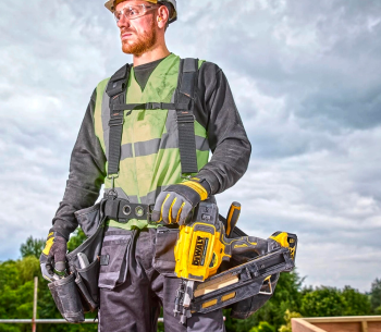 Set de capsatori cu acumulator DEWALT DCK246P2T 18V 5Ah photo 4