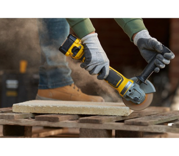 Polizor unghiular cu acumulator STANLEY SFMCG700M2K-QW 125mm 18V 4Ah photo 2