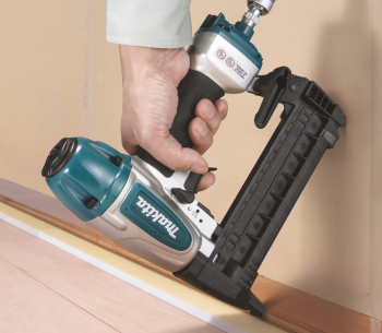 Capsator pneumatic MAKITA AT638A 38mm 8.3bar photo 2