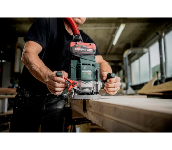 Mașină de frezat cu acumulator (fără bat) METABO OFV 18 LTX BL 12 18V photo 2