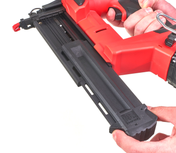 Степлер аккумуляторный (без АКБ) MILWAUKEE M18 FN18GS-0 18В photo 4