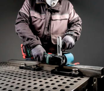 Mașină de șlefuit cu lamele fără fir (fără bat) METABO SVB 18 LTX BL 200  200mm 18V photo 1