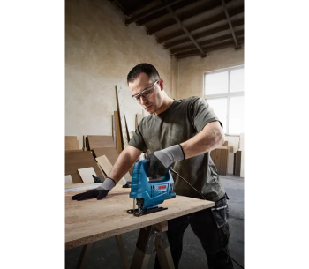 Лобзик BOSCH GST 680 500вт photo 0