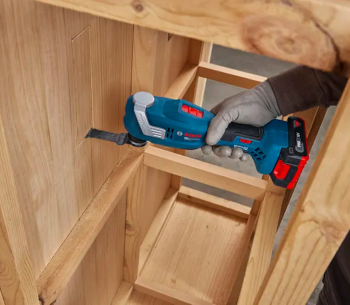 Uneltă multifuncțională fără fir (fără bat) BOSCH GOP18V-30 18V 18000osc/min photo 0