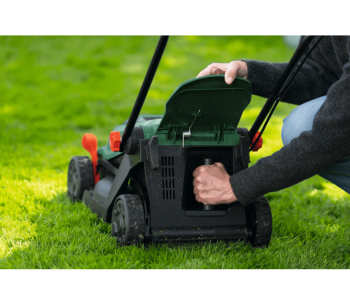 Mașină de tuns gazonul cu acumulator BOSCH ROTAK18V-32 320mm 18V 4Ah photo 5