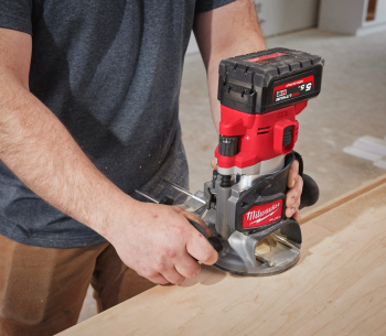 Mașină de frezat cu acumulator (fără bat) MILWAUKEE M18 FR12-0X 18V photo 4
