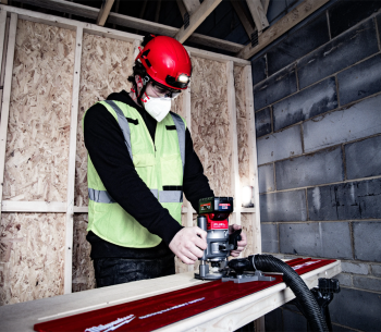 Mașină de frezat cu acumulator (fără bat) MILWAUKEE M18 FR12-0X 18V photo 5