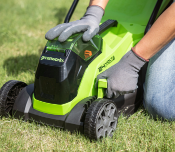 Газонокосилка аккумуляторная Greenworks GD24LM33K4 330мм 24В 4Ач photo 6