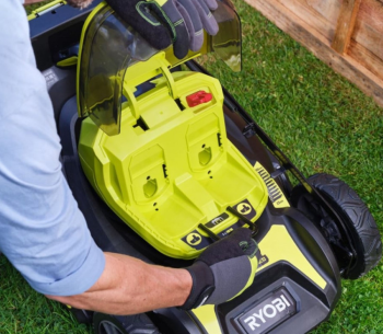 Mașină de tuns gazonul cu acumulator RYOBI RY18LMX46A-250 460mm 18V 5Ah photo 4